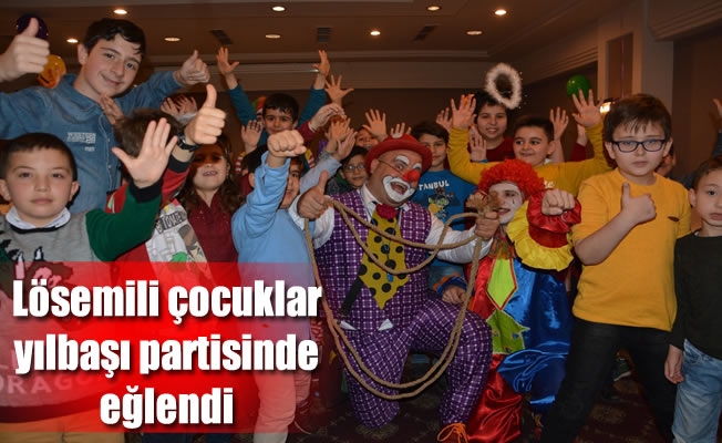 Lösemili çocuklar yılbaşı partisinde eğlendi Lösemili çocuklar yılbaşı partisinde eğlendi