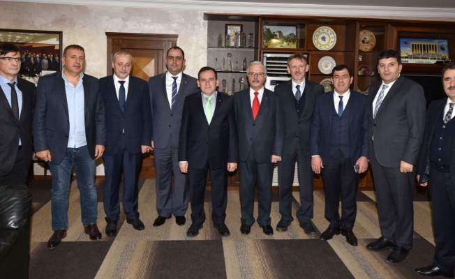 İpek Yolunda ticaretin kalbi Trabzon Limanı halka arz ediliyor İpek Yolunda ticaretin kalbi Trabzon Limanı halka arz ediliyor
