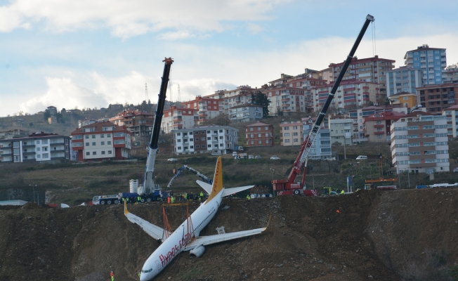 MHP Arsin İlçe Başkanı Orhan Sarı, pistten çıkan Pegasus uçağını Arsin’e istedi
