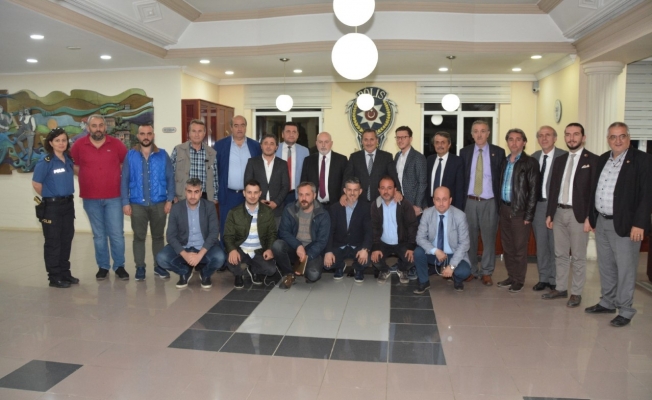 Emniyet Müdürü Çevik Trabzon basını ile iftarda buluştu Emniyet Müdürü Çevik Trabzon basını ile iftarda buluştu