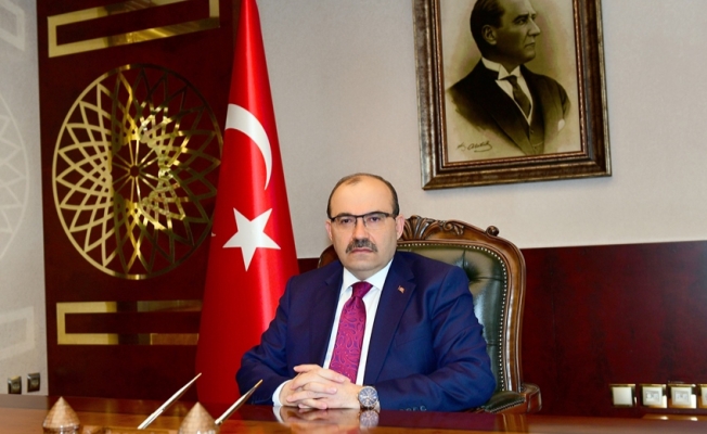 Vali Ustaoğlu, Berat Kandili Dolayısıyla Tebrik Mesajı Yayımladı Vali Ustaoğlu, Berat Kandili Dolayısıyla Tebrik Mesajı Yayımladı