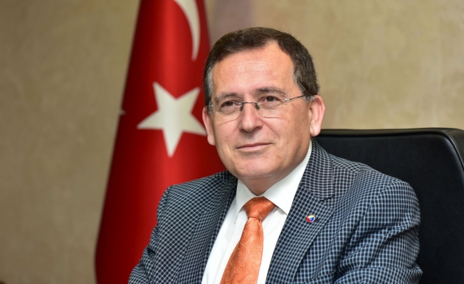 “Babaların en büyük ödülü, evlatlarının faydalı bireyler olduğunu görmektir” “Babaların en büyük ödülü, evlatlarının faydalı bireyler olduğunu görmektir”