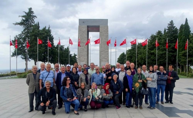 Trabzonlu emekliler Çanakkale’yi gezdi