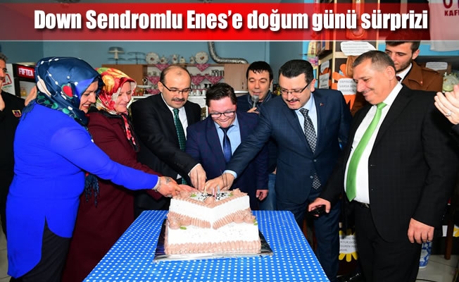 Vali Ustaoğlu,Down Sendromlu Enes'in doğum gününe  katıldı