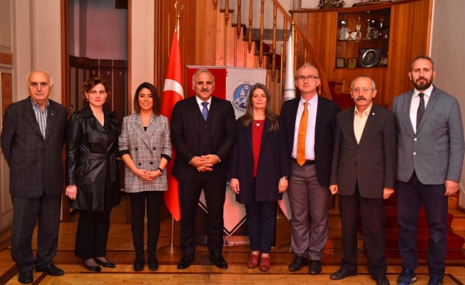 Başkan Zorluoğlu'ndan Baro'ya iade-i ziyaret