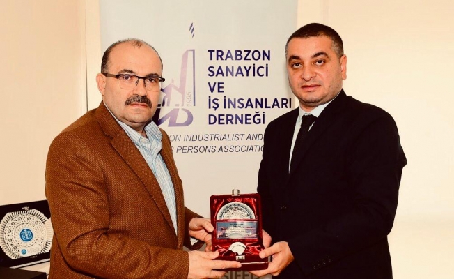 Trabzon Valisi Ustaoğlu Trabzonsiad'da