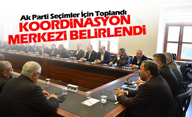 AK Parti İl Başkanlığı’nda İlçe Başkanları ve İlçe Seçim İşleri Başkanları Toplantısı yapıldı