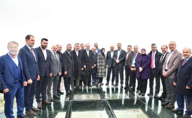 Boztepe Seyir Terası ve Yürüyüş Platformu açıldı