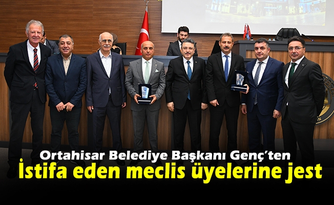 Başkan Genç’ten istifa eden meclis üyelerine jest!